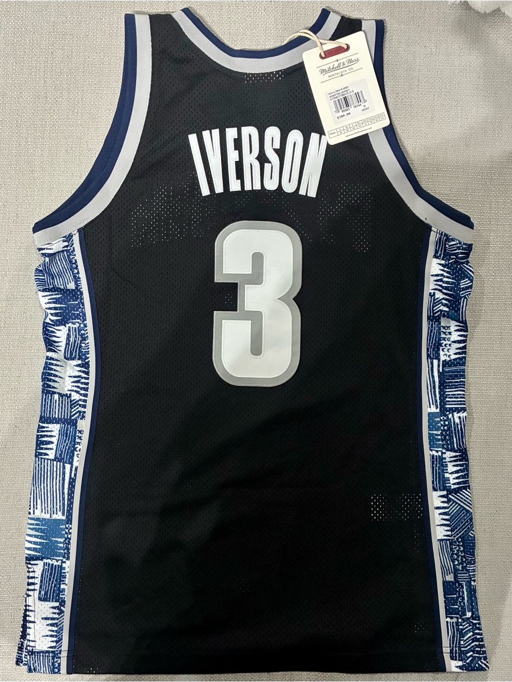 Mitchell & Ness Georgetown Allen Iverson Authentic jersey Men’s Medium